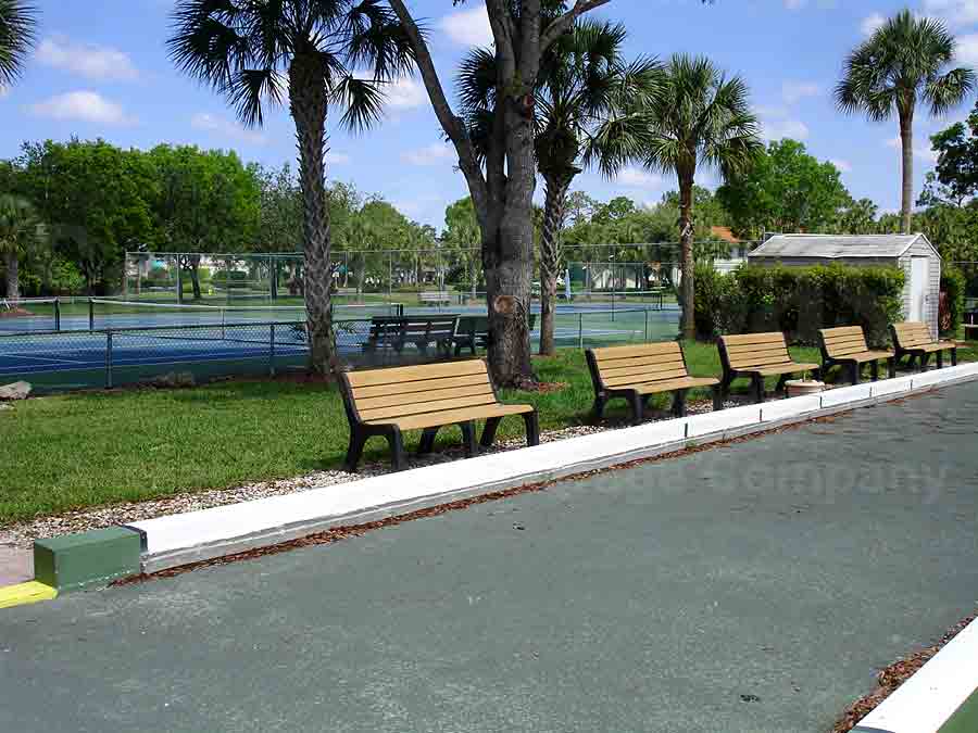 SAPPHIRE LAKES Bocce Ball Courts